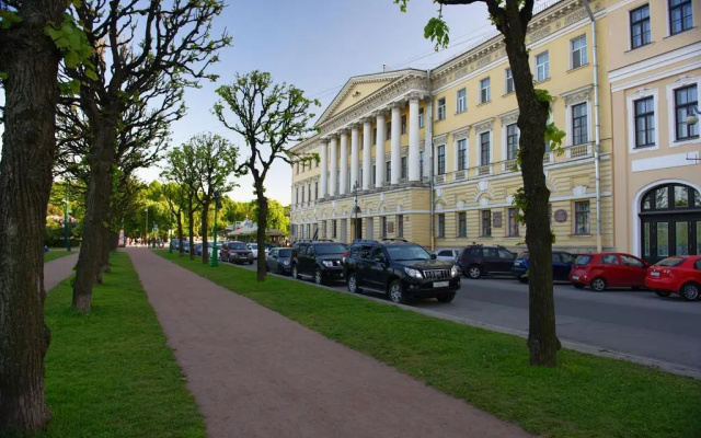 Bergus Апартаменты на Мойке