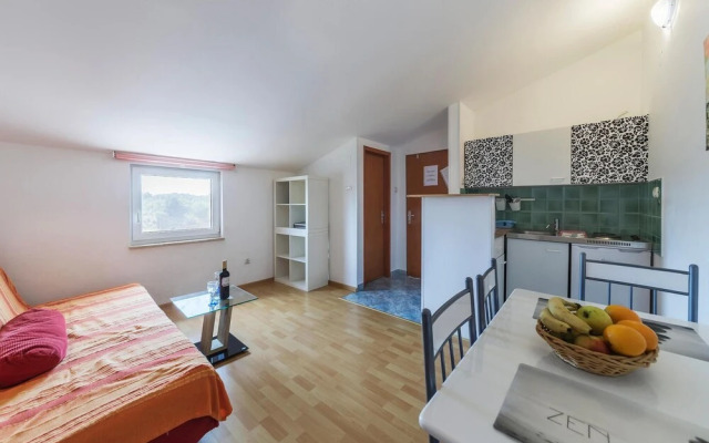 Awesome Apartment in Fazana With Wifi and 1 Bedrooms