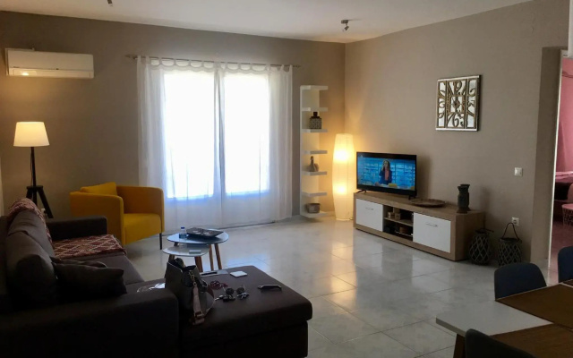 Filippos Apartments