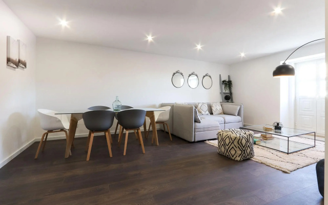 Benfica Apartments III by Homing