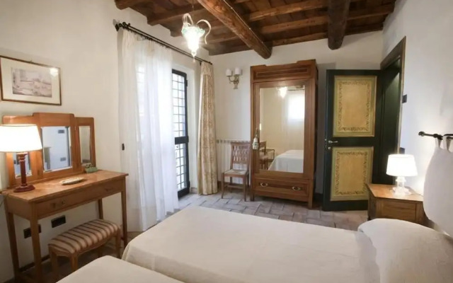 Le Logge di Silvignano Historic House