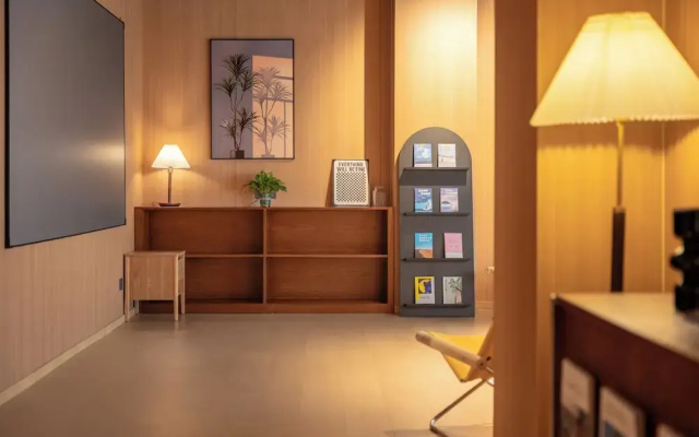 CaptainNo 5YouthHotel XianxiaRoad Branch