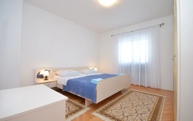 Apartment Ana