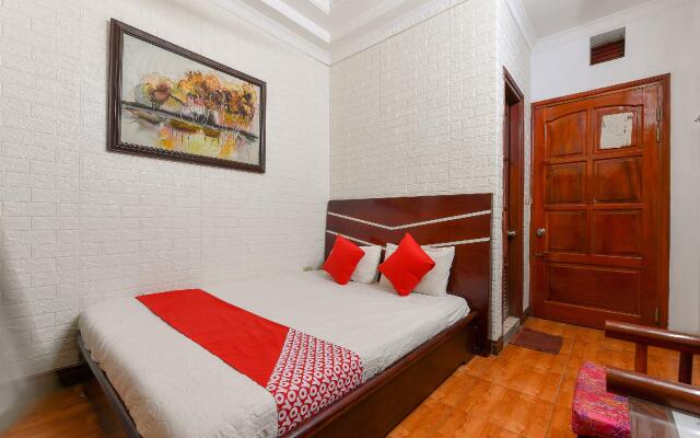 Отель OYO 217 Bich Ngoc Motel Ханой вид на фасад
