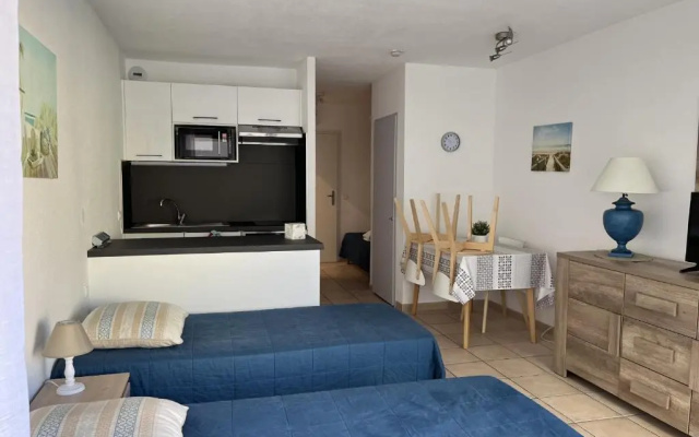 Appartement Saint-Raphaël, 1 pièce, 3 personnes - FR-1-466A-42