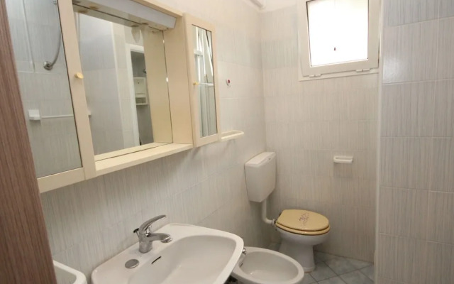 Simplistic Apartment in Rosolina Mare near Sea