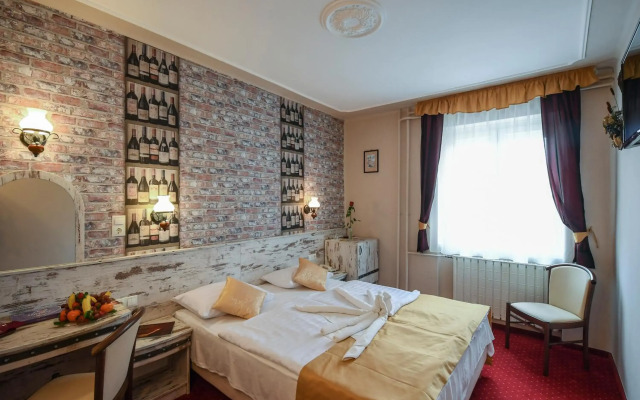 Hotel Korona Eger