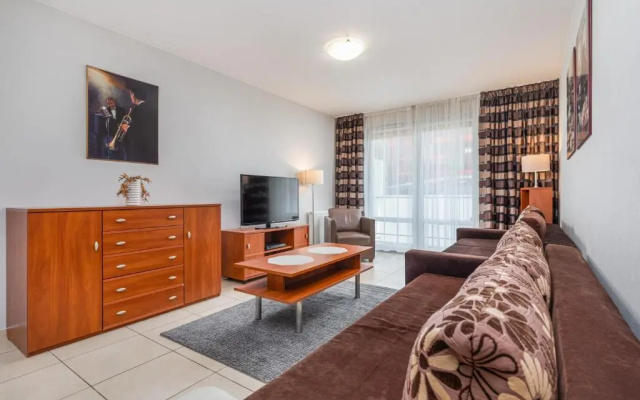 Apartamenty Aquarius by Renters