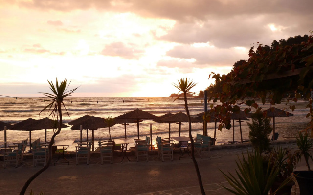 Blue Bay Beach Hotel