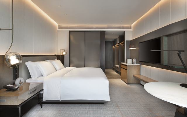 Crowne Plaza Wuhan Optics Valley by IHG