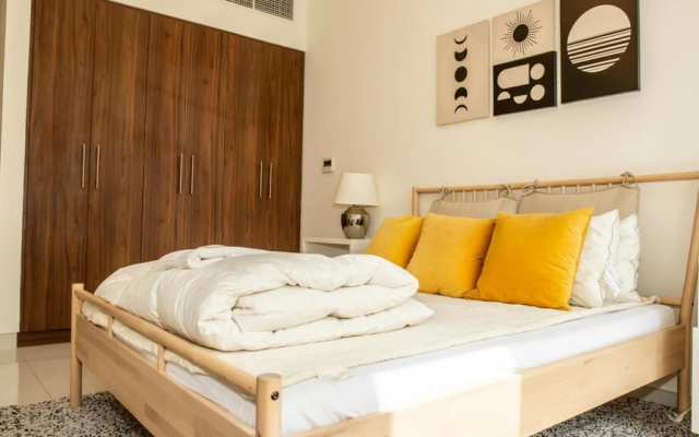 Spacious One-bedroom Apartment at Al-jaddaf
