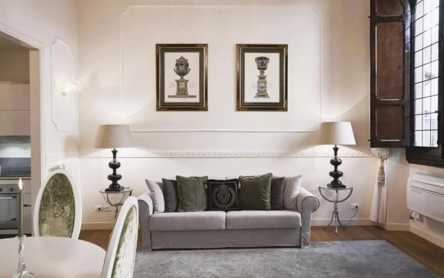 Luxury Apartment Rucellai