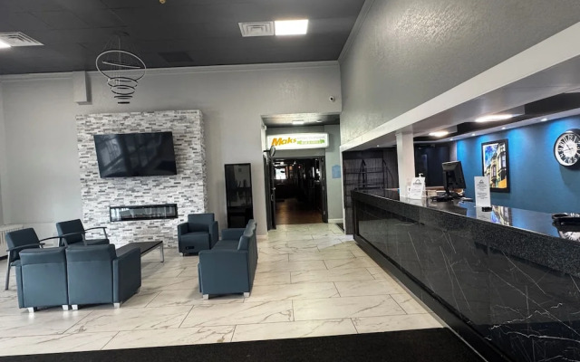 Rockfalls Inn & Suite