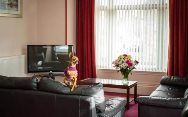 Aden House Bed And Breakfast