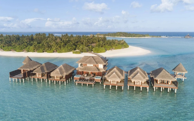 Anantara Dhigu Maldives Resort