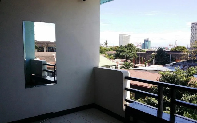 Inocian 3A Apartelle