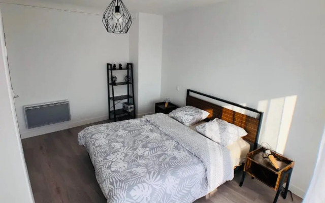 Charmant appartement 1-4 personnes, proche centre avec parking