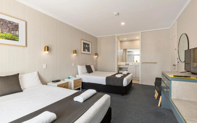 The Wine Vine Hotel