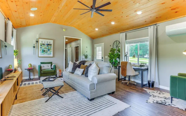 Delaware River Access: Peaceful Farm Retreat!