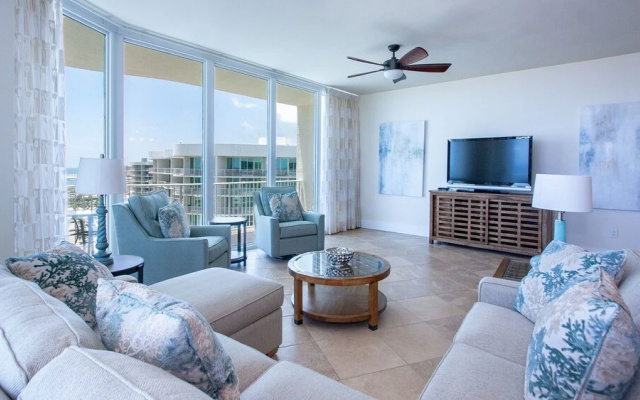 Three Bedroom With Media Room - Unit Crdph15