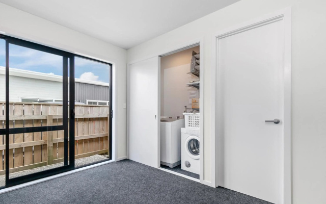 Stylish Villa Escape - Matakana Holiday Home