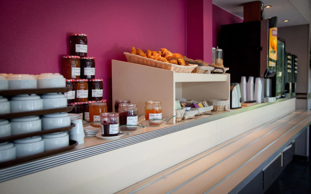B&B HOTEL PAU Zénith