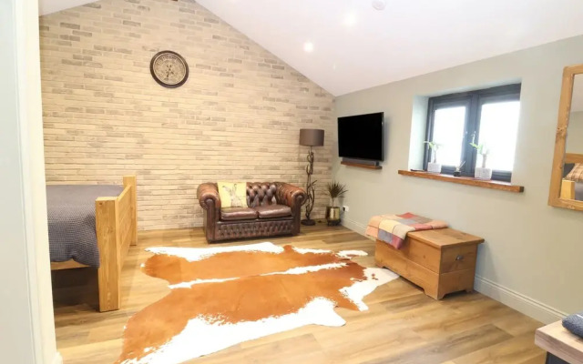 Dragonstone Lodge