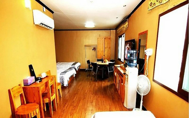 Gung Tourist Hotel