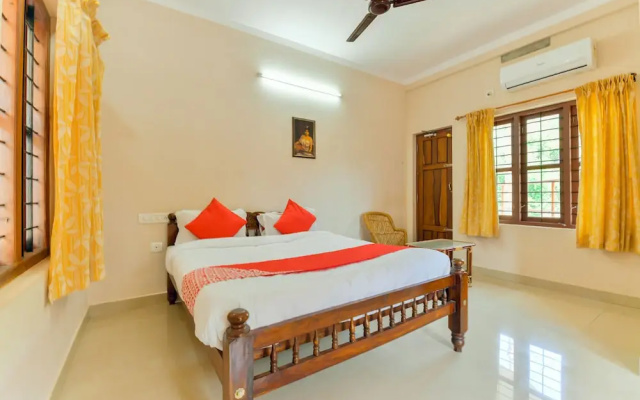 OYO 22767 Holidays Inn Wayanad