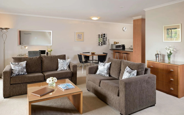 Ringwood Royale Apartments