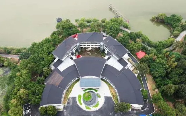Landison Retreat Qingshan Lake Linan
