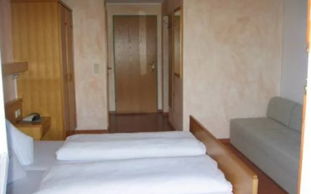 Pension Astoria