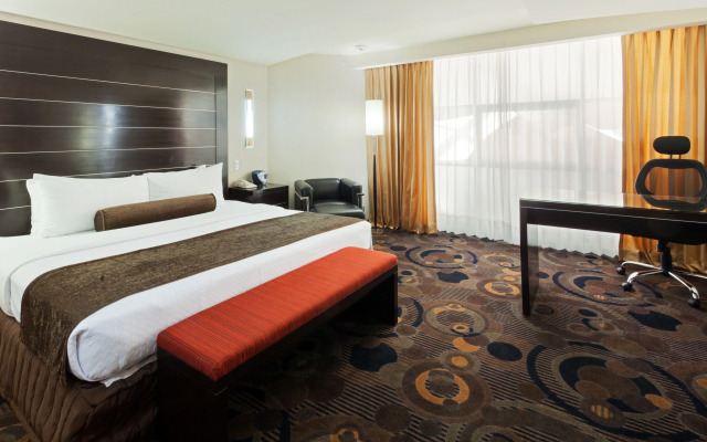 Crowne Plaza Toluca Lancaster by IHG