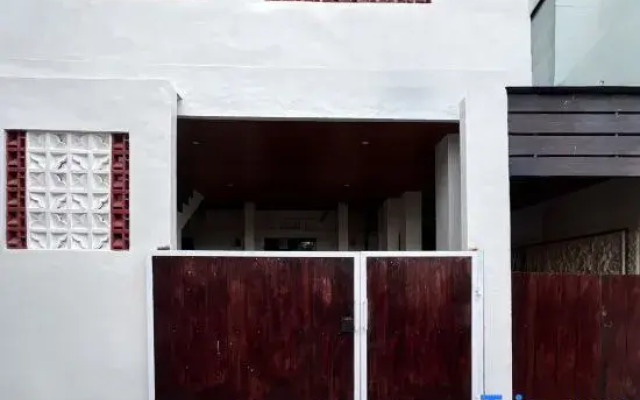 Urbanview Hotel Arta Guna Casa 2