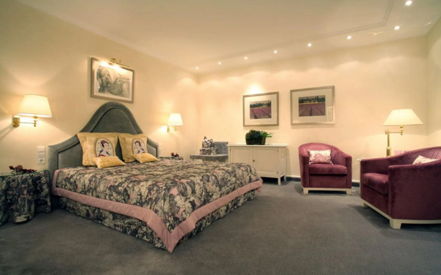 Romantik Berghotel Astenkrone