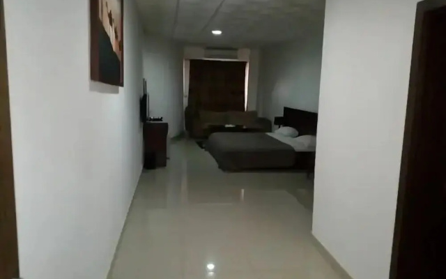 Exclusive Hotel and Suites by K