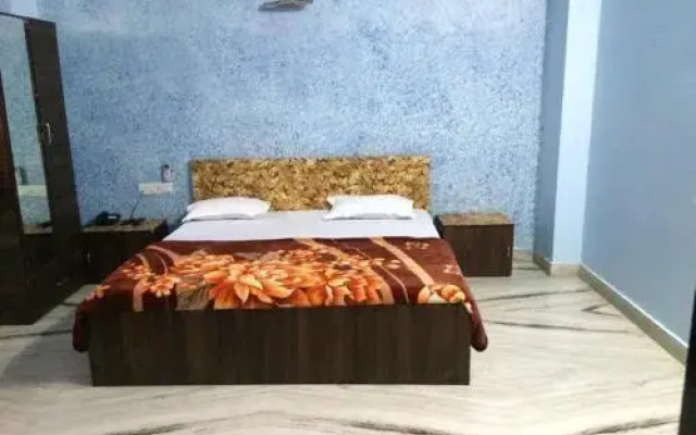 Hotel Rajhans
