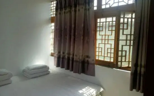 Lvyou Zhijia Hotel
