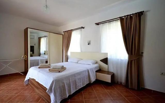 Villa Tophill