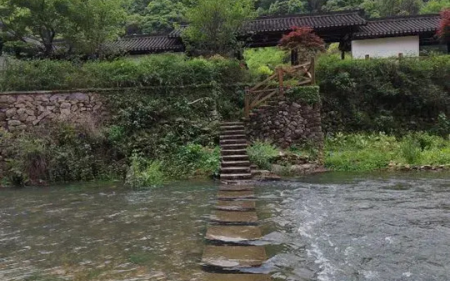 Yumu Qingyin B&B (Yandangshan Branch)