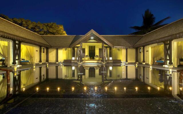 Отель Sofitel Mauritius L'Imperial Resort & Spa вид на фасад