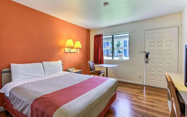 Motel 6 Fremont, CA - South