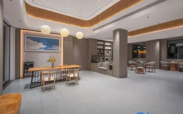 Yunji Hotel, High-Speed Rail Station Tourist Transport Center Store