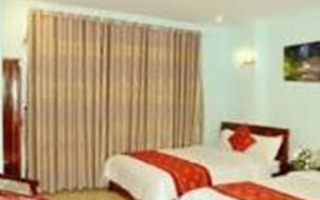 Hoang Du Hotel