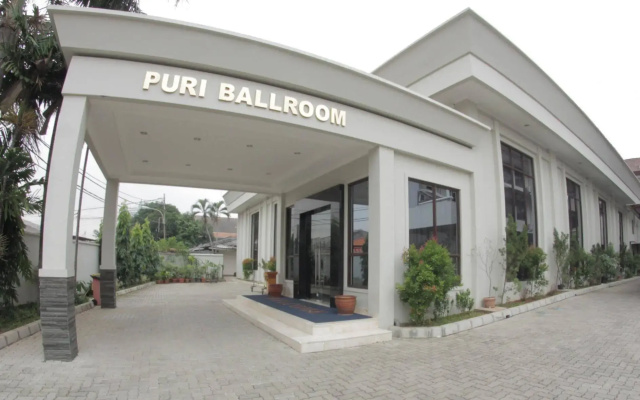 Hotel Puri Mega