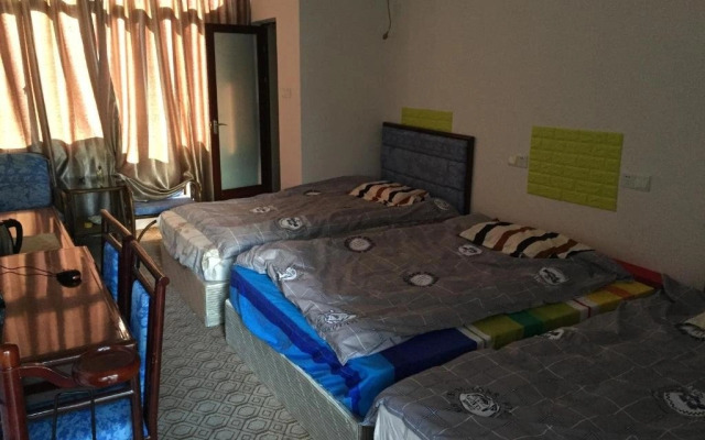 Wuyishan Gufeng Luke Youth Hostel