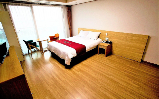 Sunbeach Resort
