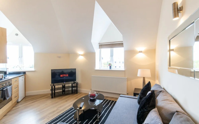 Velvet 2-Bedroom Penthouse Brewery Road