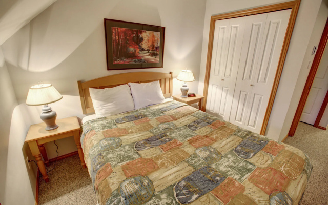 ResortQuest at Glacier's Reach