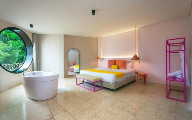 Del Trópico Hotel By GyC Hotels
